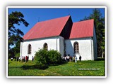 Vormsin Pyhän Olavin kirkko on saaren tärkein muistomerkki.  (2013)